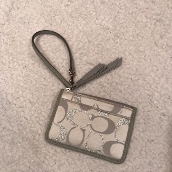 Coach Handbags - Coach Wristlet